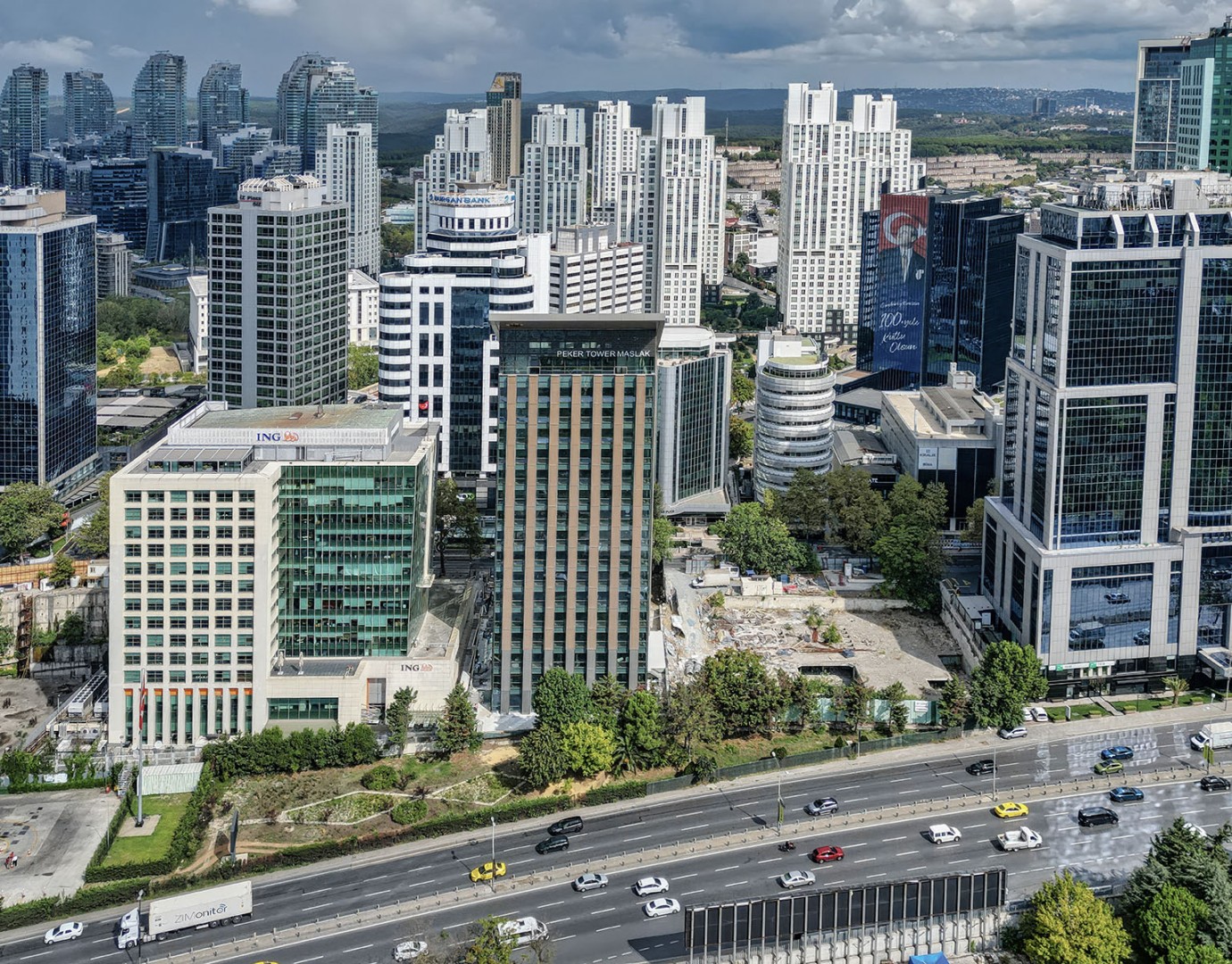 PEKER TOWER MASLAK